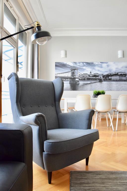 Standerd Apartment By Hi5 - Lovag Family Suites 布达佩斯 外观 照片