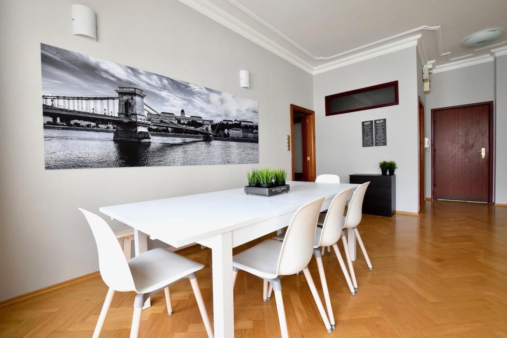 Standerd Apartment By Hi5 - Lovag Family Suites 布达佩斯 外观 照片
