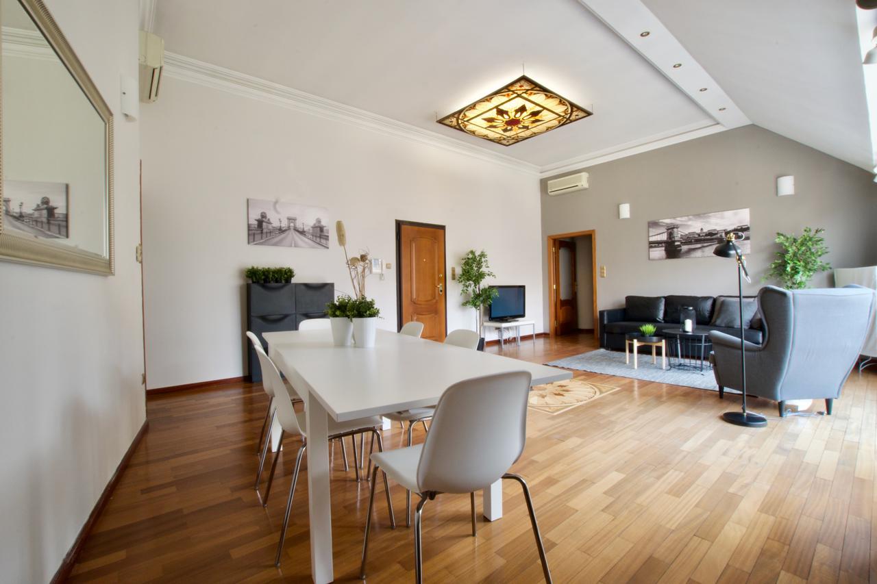Standerd Apartment By Hi5 - Lovag Family Suites 布达佩斯 外观 照片